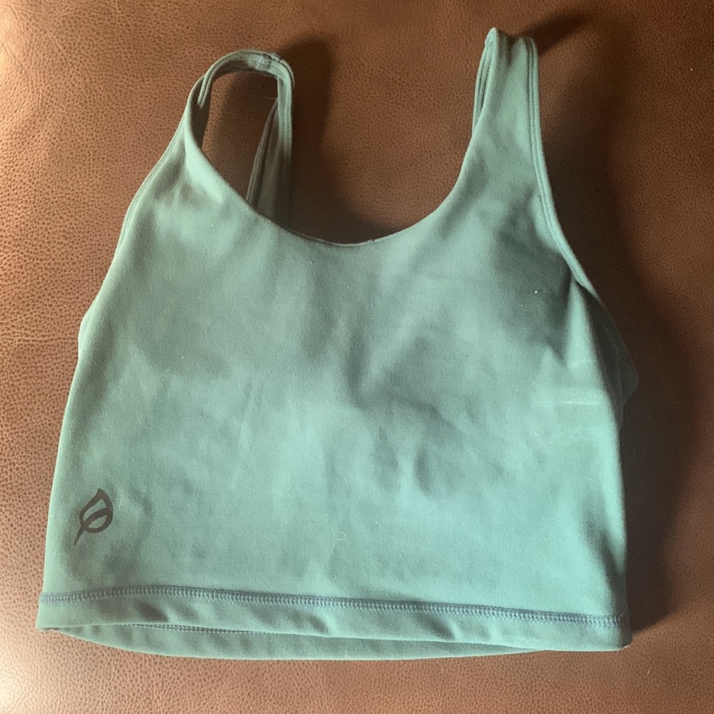Ptula sports bra/workout top. Never worn!